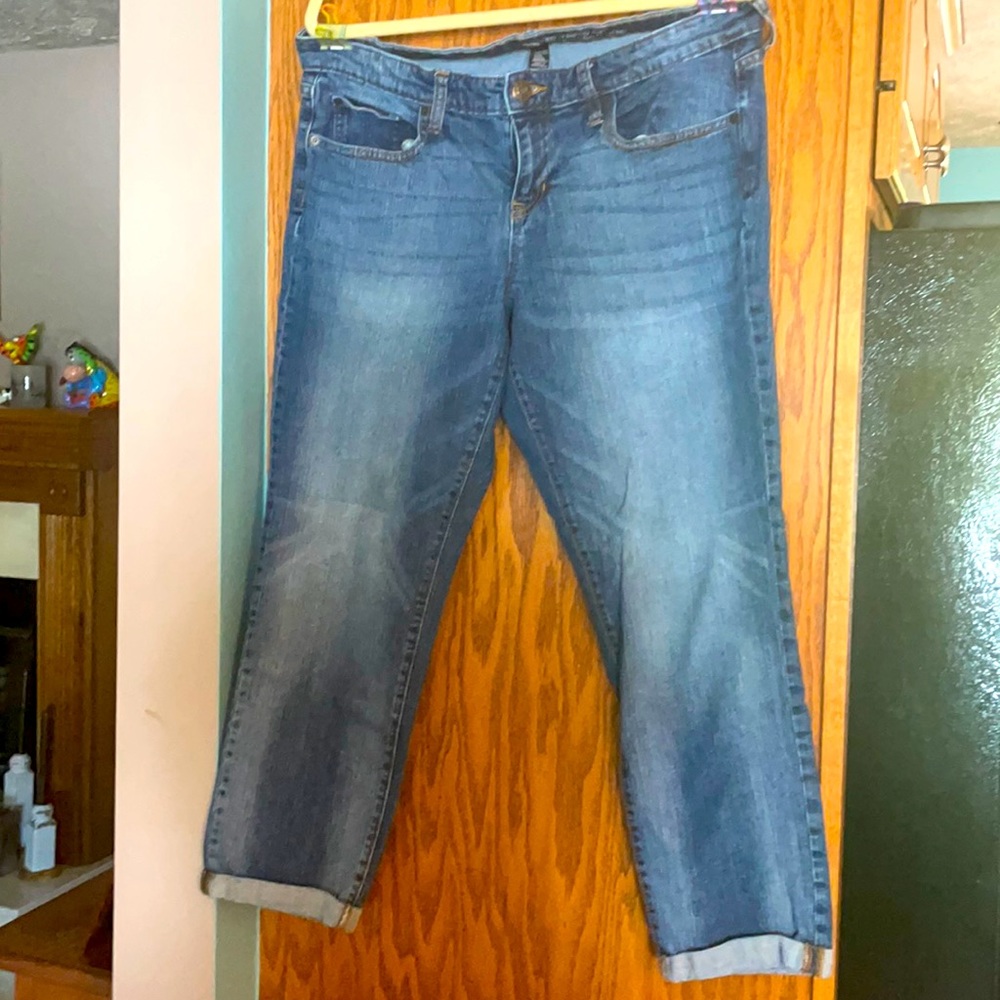 Gap Boyfriend Fit Cropped Capri Jean size 14